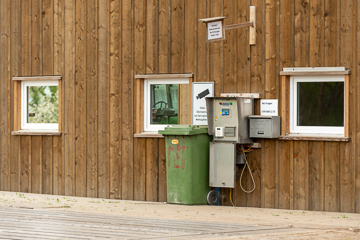 Automat zur Gewichtsanzeige und zur Abrechnung mit der Kompostplatz-Karte